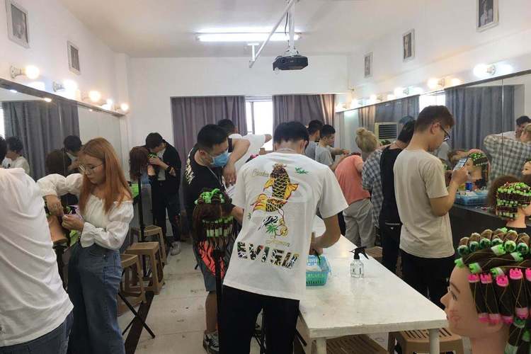 成都桑拿房_成都桑拿怎么样_2020年成都桑拿攻略