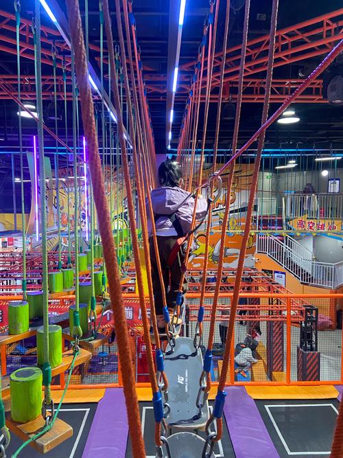 成都娱乐休闲中心_成都娱乐体验_成都娱乐项目体验